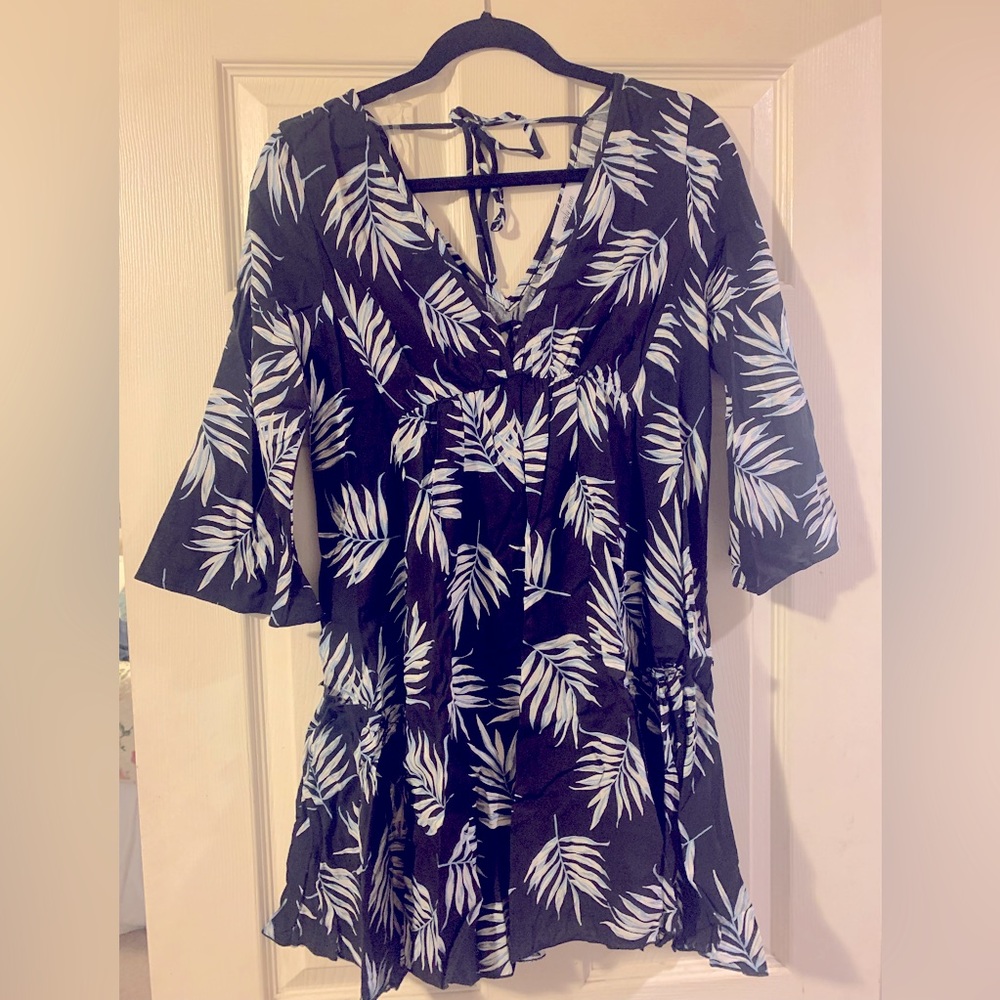Carly Jean navy and white floral dress